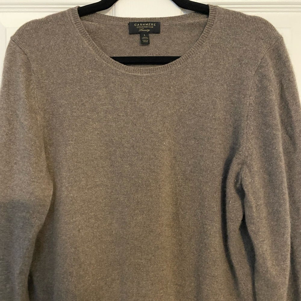 Women’s 100% Cashmere Sweater in Brown - Large